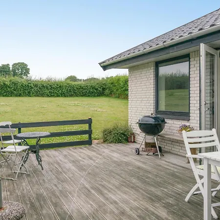 Holiday home Awesome In With House Sea View