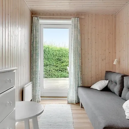 Four-bedroom In بيت للعطل فابورغ